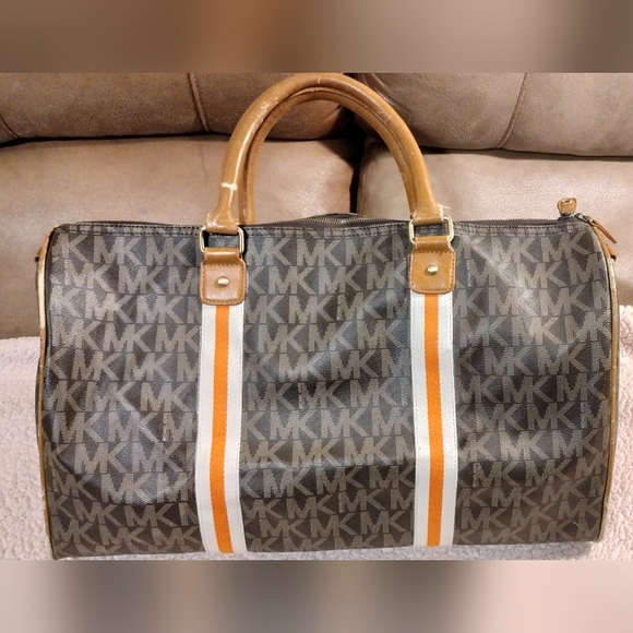 Michael Kors large duffle bag - Picture 2 of 15
